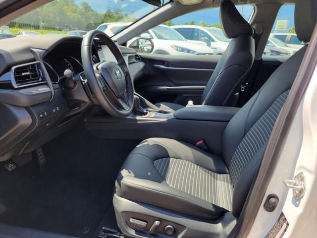 Photo of 2023 Ice Cap Toyota Camry