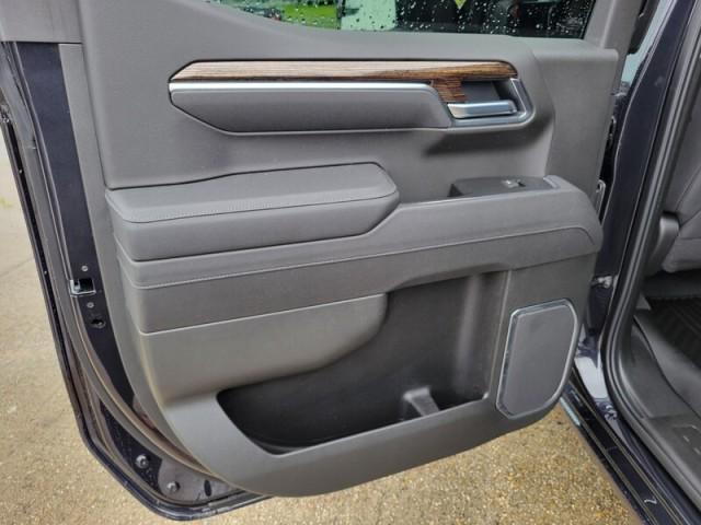 Photo of 2025 Titanium Rush Metallic GMC Sierra 1500