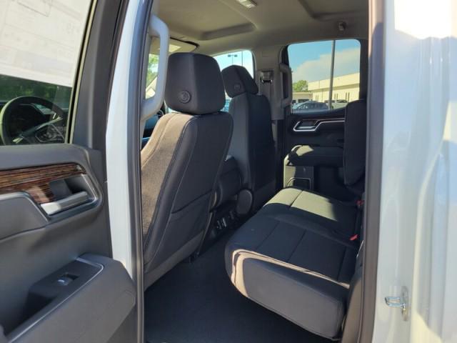 Photo of 2025 Summit White GMC Sierra 1500
