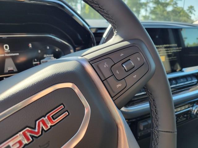 Photo of 2025 Summit White GMC Sierra 1500