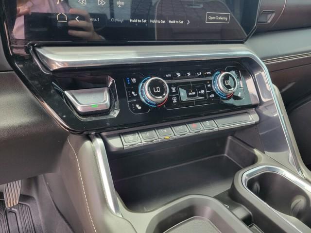 Photo of 2024 White Frost Tricoat GMC Sierra 3500