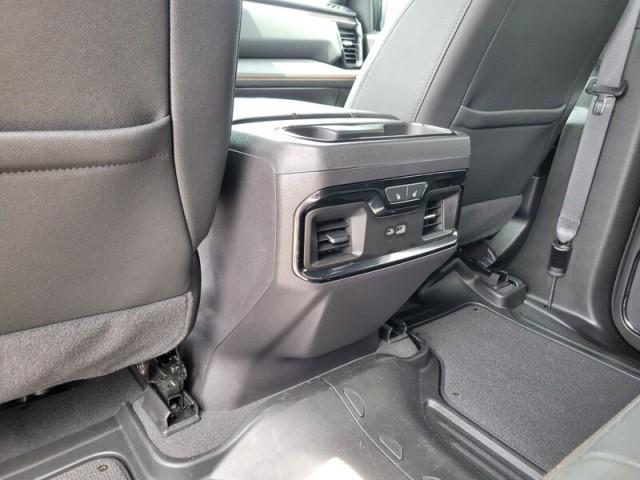 Photo of 2024 Summit White GMC Sierra 1500