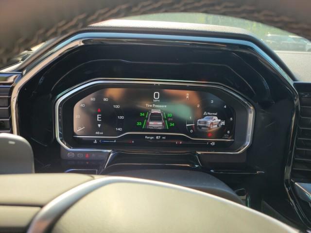 Photo of 2025 Summit White GMC Sierra 1500