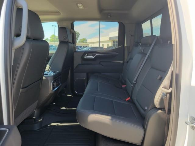 Photo of 2025 Summit White GMC Sierra 1500