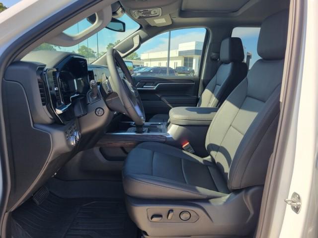 Photo of 2025 Summit White GMC Sierra 1500