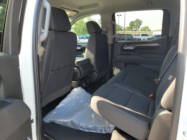 Photo of 2025 Summit White GMC Sierra 1500