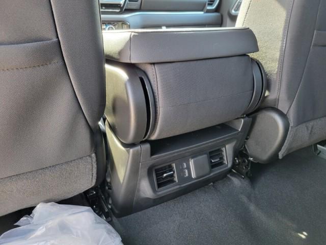 Photo of 2025 Summit White GMC Sierra 1500