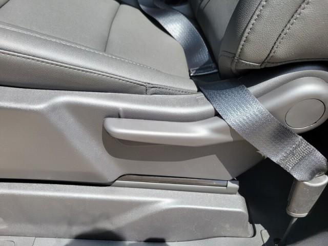 Photo of 2025 Summit White GMC Sierra 2500
