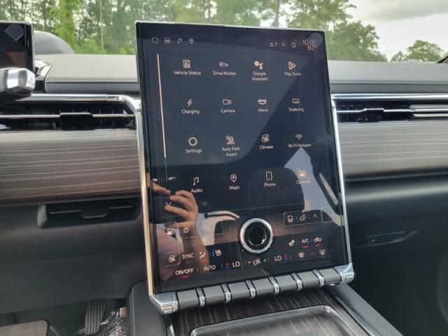 Photo of 2025 Onyx Black GMC Sierra EV