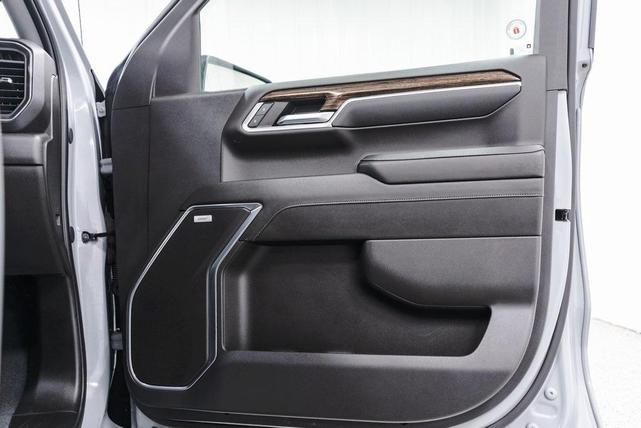Photo of 2024 Gray GMC Sierra 1500