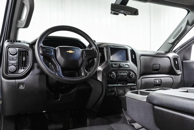 Photo of 2020 Black Chevrolet Silverado 1500