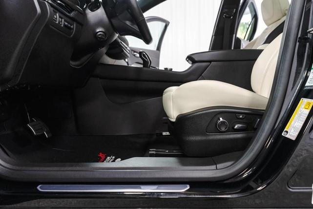 Photo of 2019 Stellar Black Metallic Cadillac XT4