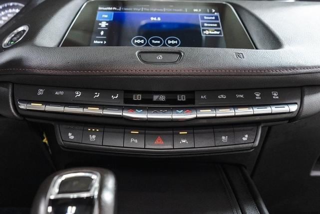 Photo of 2019 Stellar Black Metallic Cadillac XT4