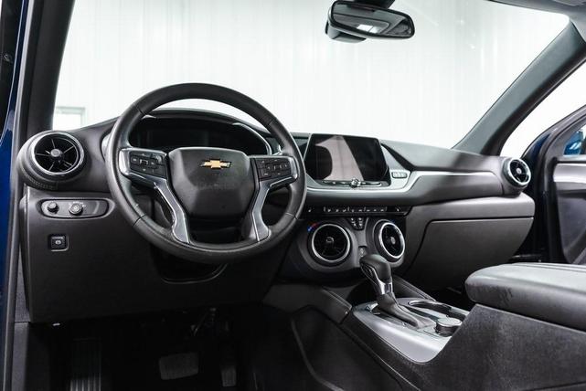 Photo of 2022 Blue Glow Metallic Chevrolet Blazer