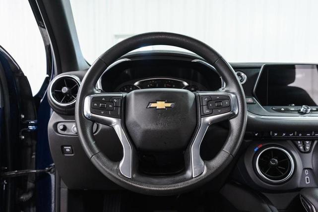 Photo of 2022 Blue Glow Metallic Chevrolet Blazer
