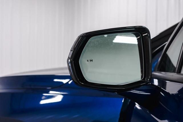 Photo of 2022 Blue Glow Metallic Chevrolet Blazer