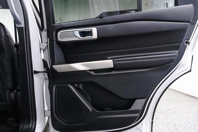 Photo of 2021 Oxford White Ford Explorer