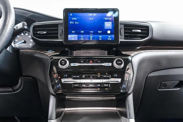 Photo of 2021 Oxford White Ford Explorer