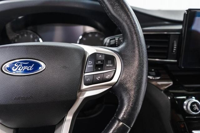 Photo of 2021 Oxford White Ford Explorer