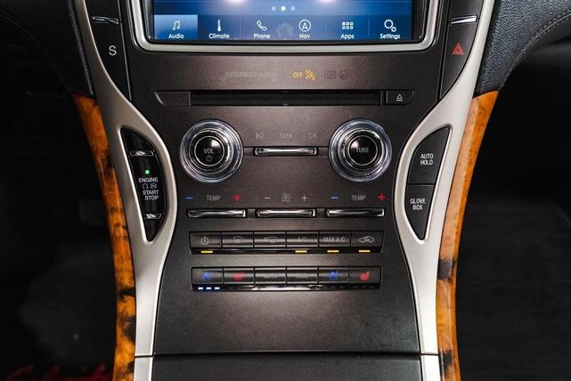 Photo of 2020 Black Lincoln Nautilus