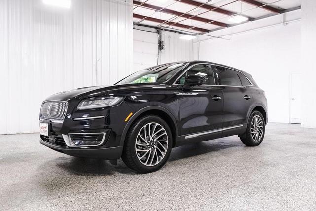 Photo of 2020 Black Lincoln Nautilus