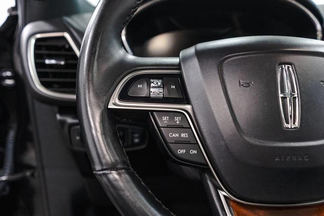 Photo of 2020 Black Lincoln Nautilus