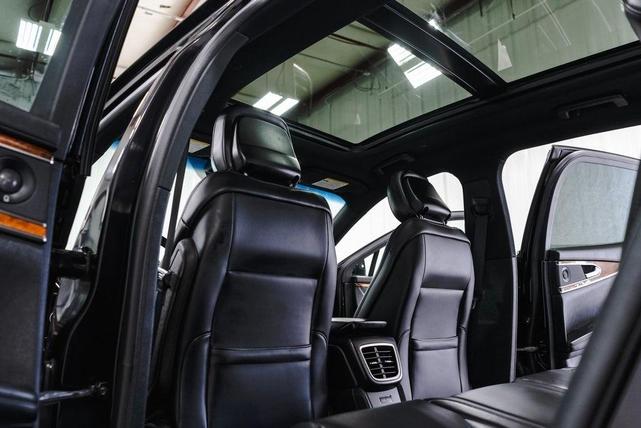 Photo of 2020 Black Lincoln Nautilus