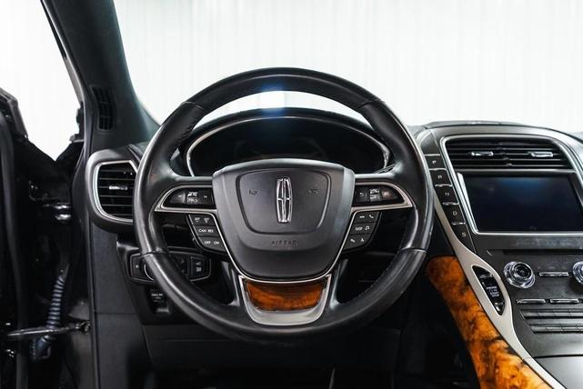 Photo of 2020 Black Lincoln Nautilus