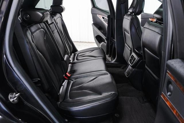 Photo of 2020 Black Lincoln Nautilus