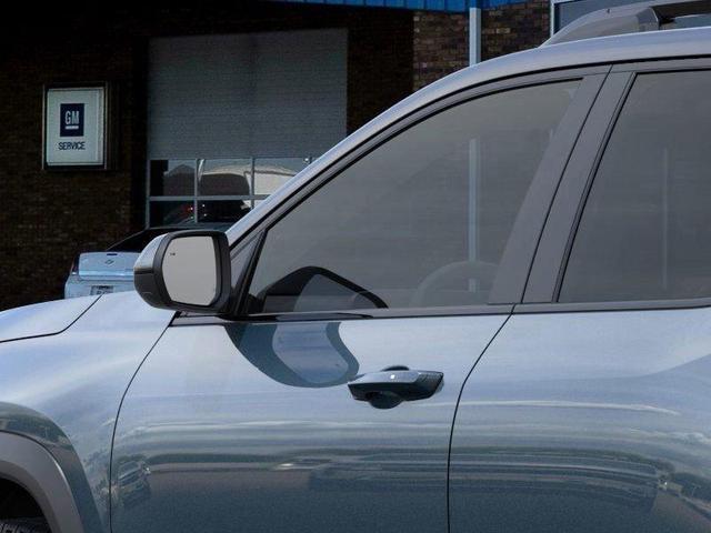 Photo of 2026 EXTERIOR COSMONAUT MET 1 136H Chevrolet Equinox