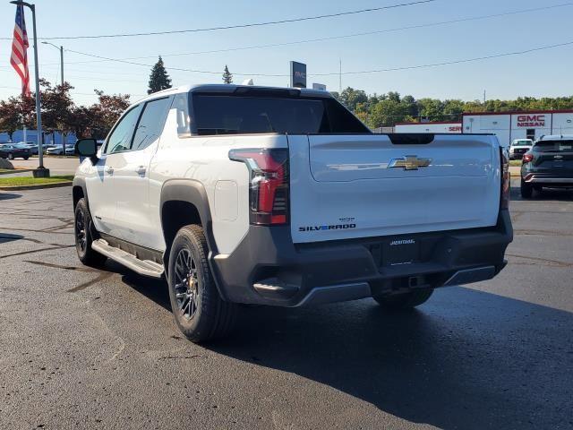 Photo of 2025 Summit White Chevrolet Silverado EV
