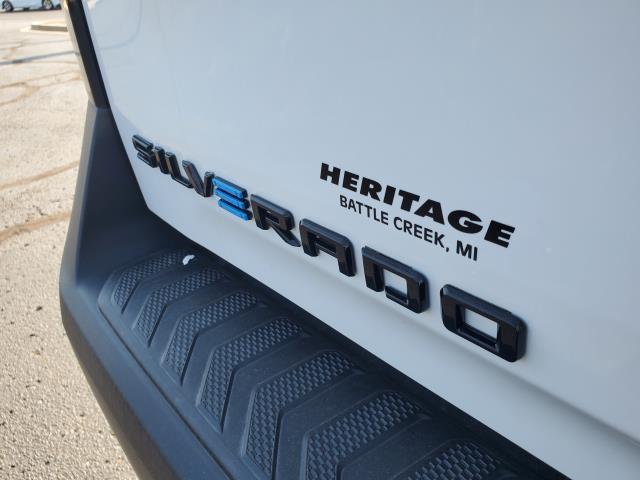 Photo of 2025 Summit White Chevrolet Silverado EV