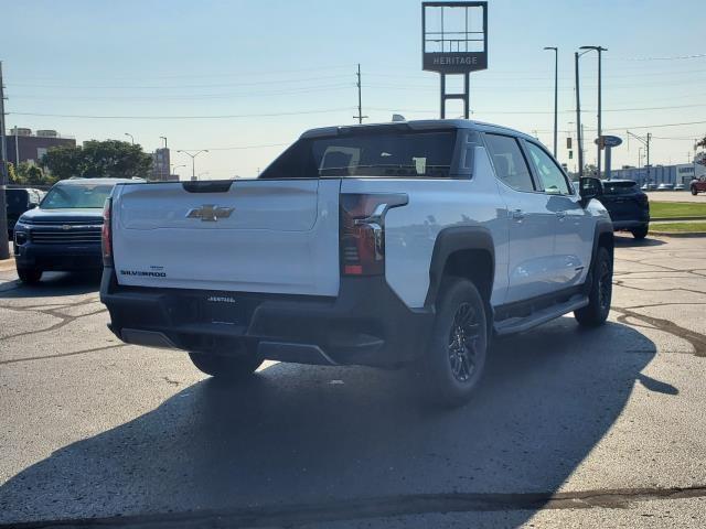 Photo of 2025 Summit White Chevrolet Silverado EV