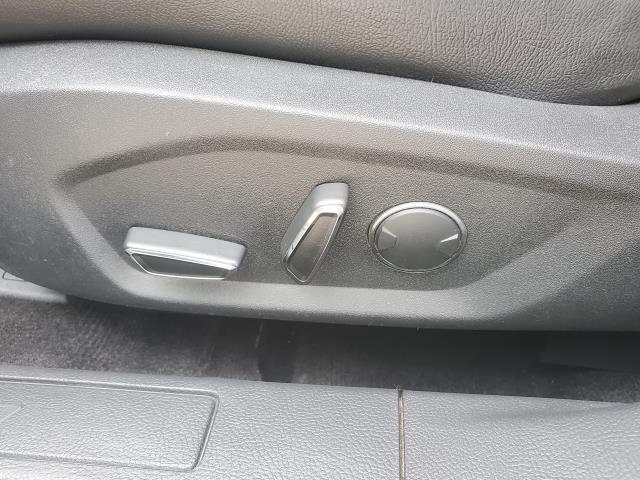 Photo of 2018 Magnetic Metallic Ford Fusion