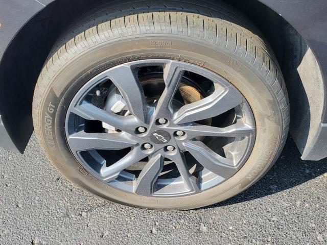 Photo of 2022 Iron Gray Metallic Chevrolet Equinox