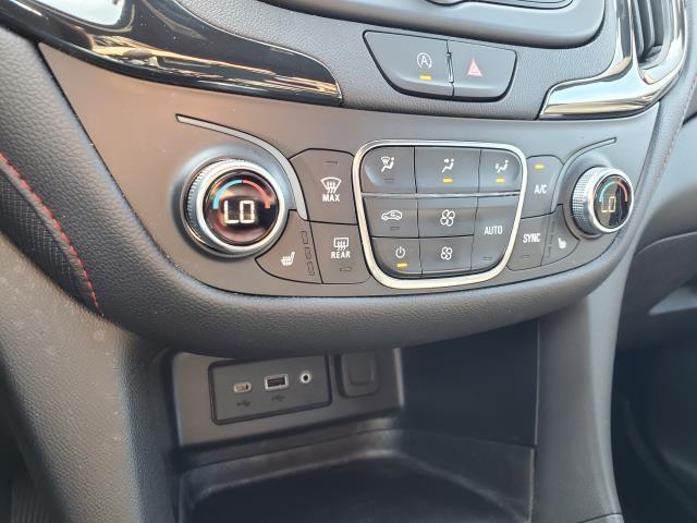 Photo of 2022 Iron Gray Metallic Chevrolet Equinox