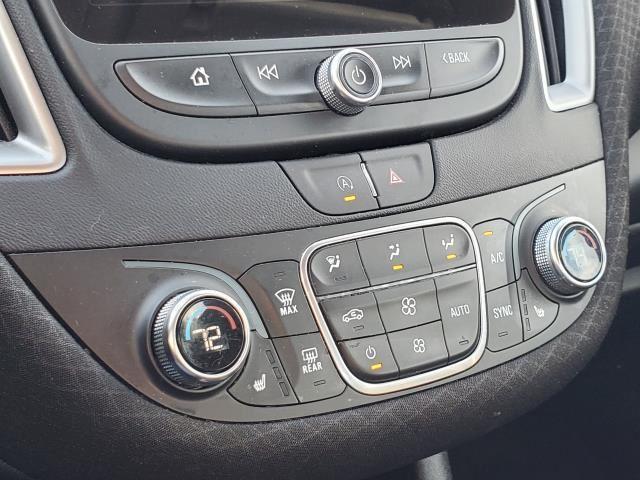 Photo of 2025 Mineral Gray Metallic Chevrolet Malibu