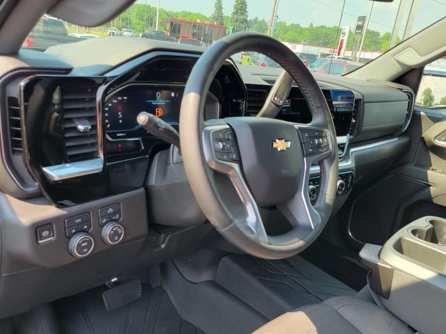 Photo of 2023 Black Chevrolet Silverado 1500