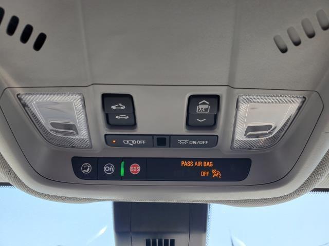 Photo of 2023 Summit White Chevrolet Equinox