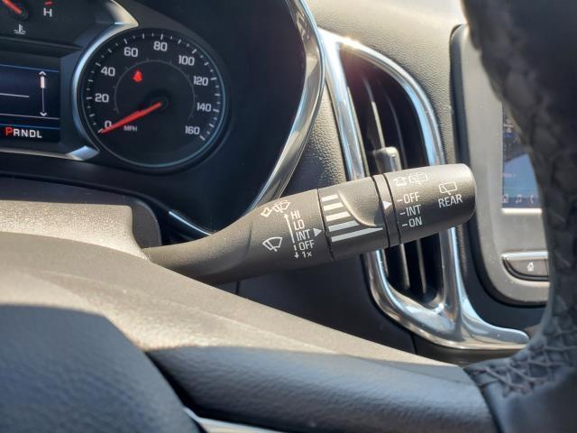 Photo of 2023 Summit White Chevrolet Equinox