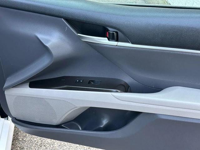 Photo of 2022 White Toyota Camry