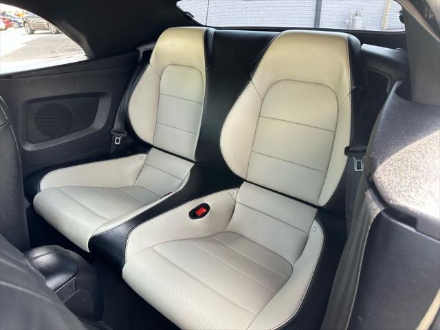 Photo of 2019 Ingot Silver Metallic Ford Mustang