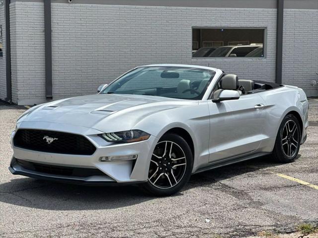 Photo of 2019 Ingot Silver Metallic Ford Mustang