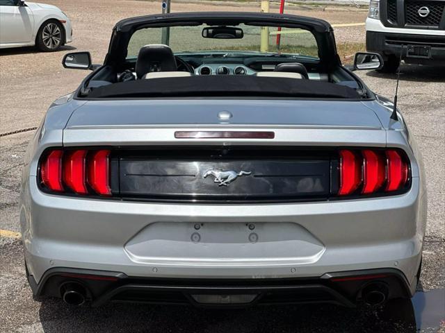 Photo of 2019 Ingot Silver Metallic Ford Mustang