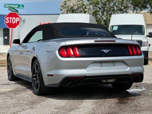 Photo of 2019 Ingot Silver Metallic Ford Mustang