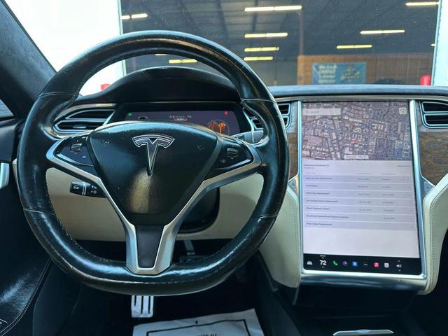 Photo of 2016 Black Tesla Model S