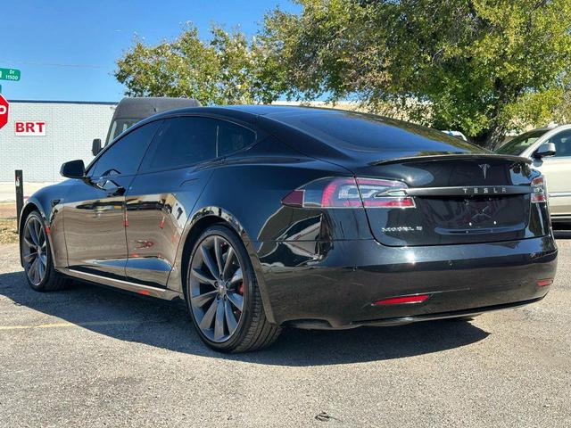 Photo of 2016 Black Tesla Model S