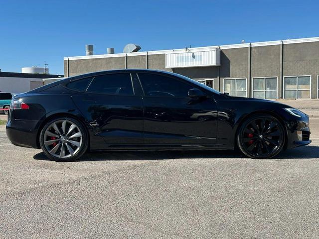 Photo of 2016 Black Tesla Model S