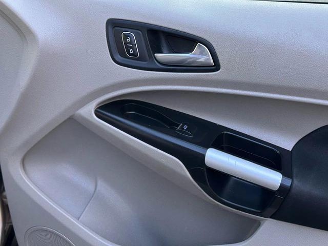Photo of 2019 Diffused Silver Ford Transit Connect