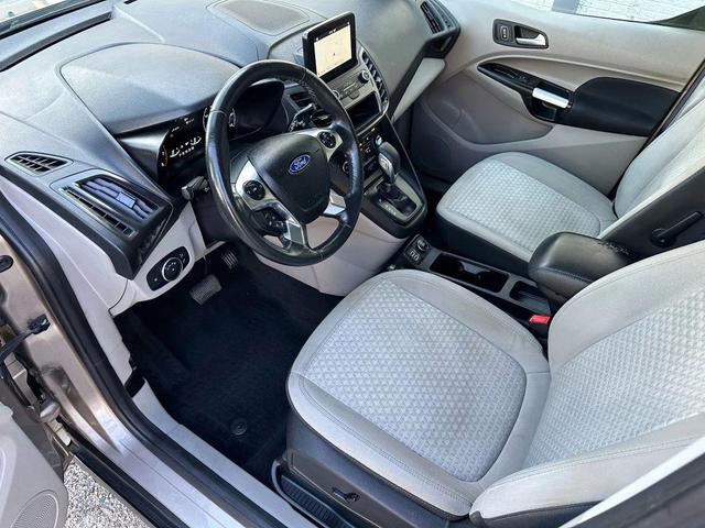 Photo of 2019 Diffused Silver Ford Transit Connect